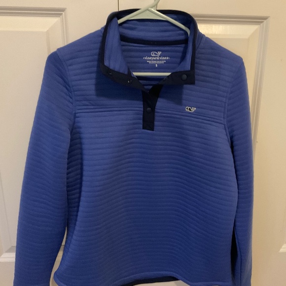 Vineyard Vines Women’s Quilted Snap Quarter Zip Pullover, NWT - Picture 1 of 4